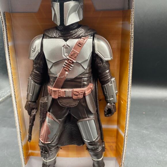 New  THE MANDALORIAN  Figure - Picture 6 of 7